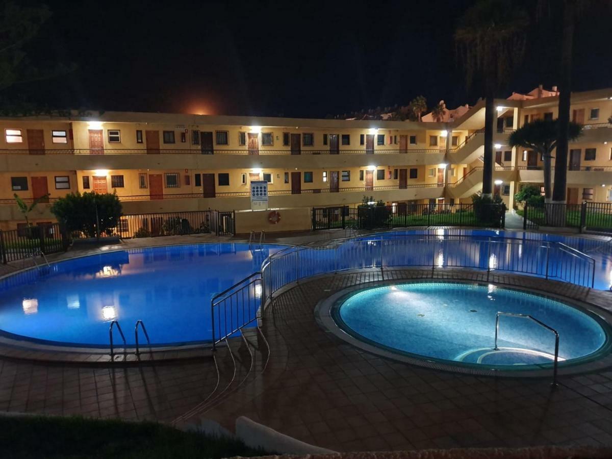 Apartamento Torres Del Sol Arona  Ngoại thất bức ảnh